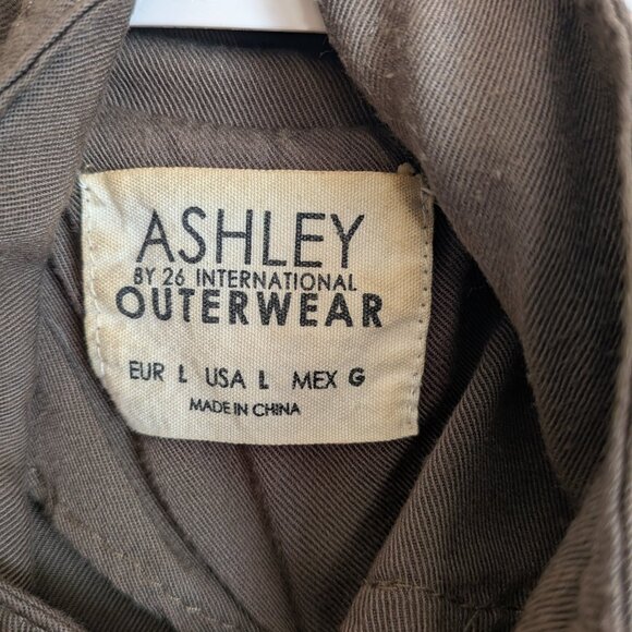 Lightweight Jacket - Picture 11 of 11